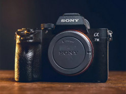 Sony приостановила производство фотокамер из-за дефицита полупроводников