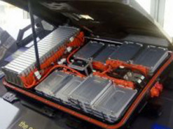 Tesla начнет использовать конструктивные аккумуляторные батареи