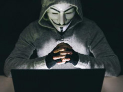 Антивоєнні новини та критика Путіна - російський сайт Lenta.ru зламали