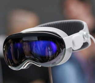 Перша бета-версія Vision Pro від Apple дозволяє наблизити віртуальні предмети
