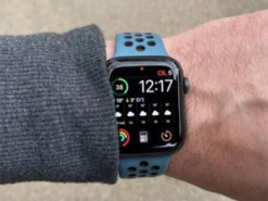 Каждый второй покупатель выбирает Apple Watch