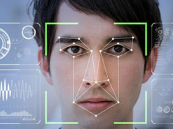 Будет ли Amazon предоставлять технологии распознавания лиц правоохранительным органам?