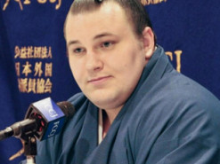 Шахраї збирали гроші від імені зірки сумо Данила Явгусишина з Вінниці