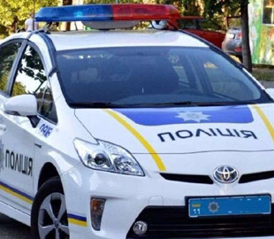 У Дніпрі жінка на Range Rover порушила правила та спробувала втекти від поліцейських