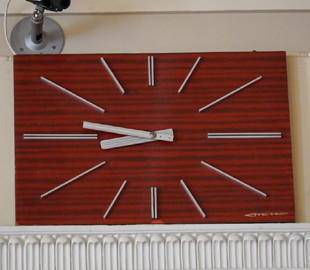 В Раде по сей день работают электронные часы 60-х годов - их продают в сети как антиквариат: эксклюзивные фото