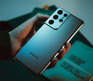 Samsung Galaxy S21 оказался реальным хитом