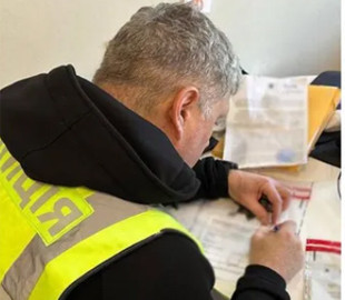 Виманювали гроші в Чехії та Польщі: Нацполіція накрила злочинний call-центр