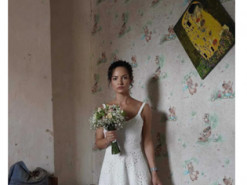 "Вбити свободу не вдасться": ракета РФ влучила в дім вінничанки за день до її весілля, але церемонію не відклали. Фото