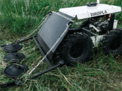 Дансько-український стартап розробляє рій дронів для розмінування: як працює це рішення