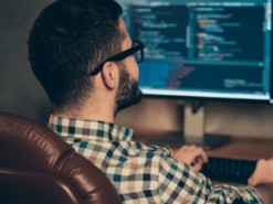 Безкоштовна кава та амбіції Тоні Старка. Українські IT-фахівці розповіли, якою бачать роботу мрії