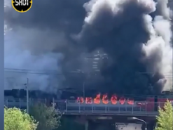 Під Москвою загорівся пасажирський поїзд: відео