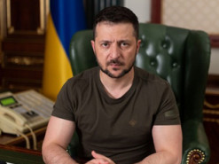 Зеленський тролить Путіна: час уже подумати, що сказати Богу