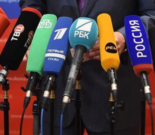На російських ЗМІ лежить пряма відповідальність за війну - європейські журналісти