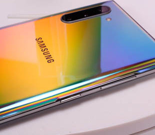 Смартфон Samsung Galaxy Note 10 получил первое обновление