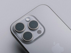 Apple прагне випустити iPhone 18 без рамок – що відомо