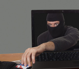 Как уберечься от мошенничества по оформлению компенсации в 8000 гривен: советы киберполиции