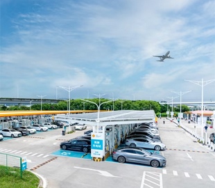 Відкрито найбільшу у світі зарядну станцію для електромобілів