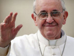 Папа Римский Франциск назвал "очень тревожными" новости по Украине