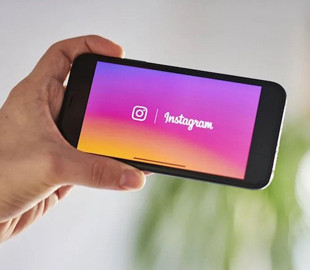 Instagram позволит пользователям делать репосты историй