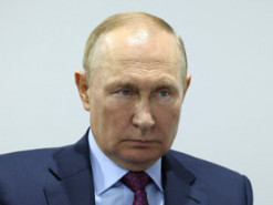 «Люди з лютого так знімають стрес»: Путін стурбувався алкоголізмом чиновників Кремля