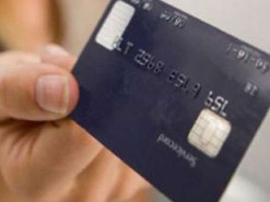 Що робити, якщо вашою банківською картою заволоділи шахраї