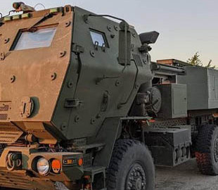 "Критично важлива зброя". США збільшать виробництво HIMARS та ракет GMLRS до них