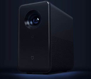 Xiaomi представила компактный проектор Mijia Projector