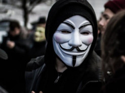 Хакери зламали сайт авіакомпанії, що залучена в депортації мігрантів зі США