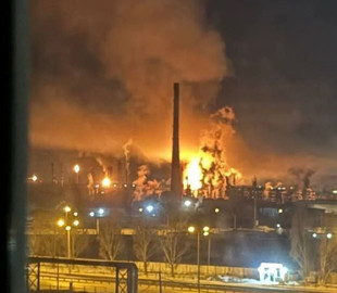 Експорт нафти з Росії "покалічений" українськими атаками по НПЗ – Newsweek