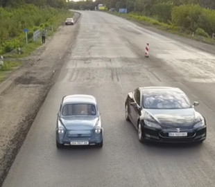 Самодельный электрический «Запорожец» обогнал в заезде Tesla