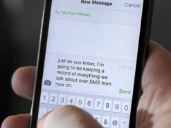 Ученые рассказали, как легко научиться быстро и без ошибок печатать на смартфоне