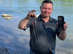 iPhone уцелел после экстремального испытания водой