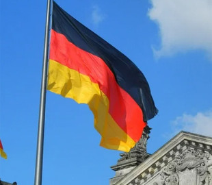 У Німеччині закликали соцмережі боротися з ШІ-фейками про Голокост