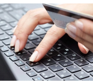 Шахрайка з банку привласнила понад 330 тис. грн через рахунки-двійники