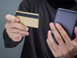 Шахраї зробили сайт-клон платіжної системи і через нього обнулили рахунок жінки