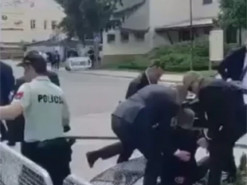 ЗМІ показали момент замаху на прем'єр-міністра Словаччини Роберта Фіцо (відео)