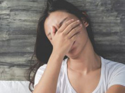 Як розпізнати, що у вас осіння депресія: симптоми
