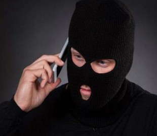 Телефонные мошенники выманили у женщины более 3 тысяч гривен