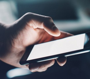 На Печерске из магазина "Водафон" воры вынесли мобилок на 150 тысяч гривен