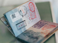 В Україні хочуть заборонити в'їзд громадянам рф на 100 років