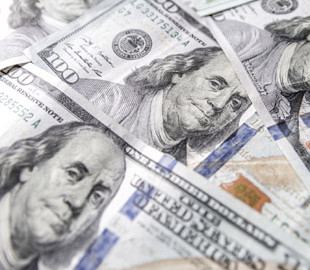 Два богатейших человека мира хотят платить меньше налогов