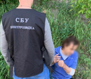 Мешканець Хмельницького передавав інформацію представнику ФСБ РФ про місця розташування військових об’єктів