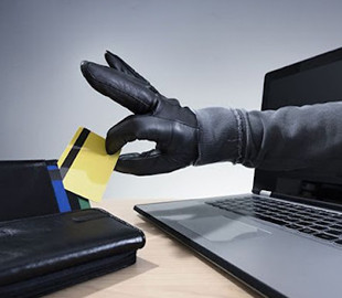 Шахраї ошукали чоловіка на 495 тисяч гривень під виглядом купівлі авто