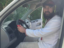 "Ми виграємо цю війну". Громадянин Туреччини став волонтером та допомагає ЗСУ