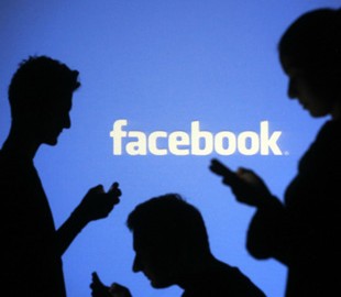Facebook начинает брать деньги с пользователей