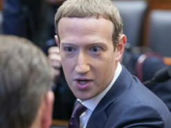 На Цукерберга подали до суду через масовий витік даних із Facebook