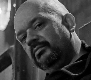 "Звірі лісові виходять і з рук у нього їдять": музикант присвятив пісню поверненню Порошенка і став зіркою мережі