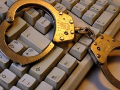 Запорожца судили за то, что месяцами раздавал порно с домашнего компьютера