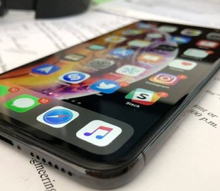 Хакеры взломали iPhone XS и сделали джейлбрейк