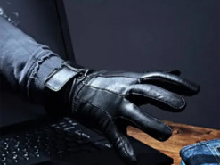 Українців попередили про шахрайську схему з "голосуваннями за дитину в конкурсі"